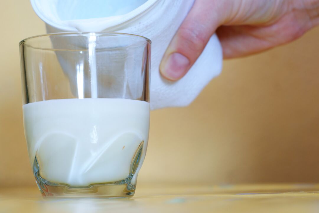 ein Glas Joghurt zum Abnehmen